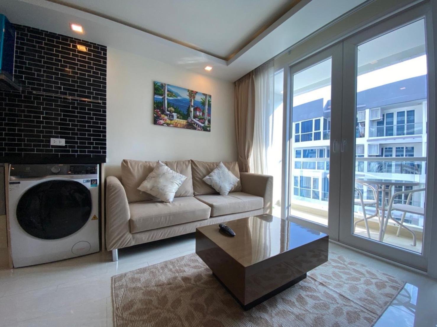 Grand Avenue Suites X Monthstayz Thailand Pattaya Luaran gambar