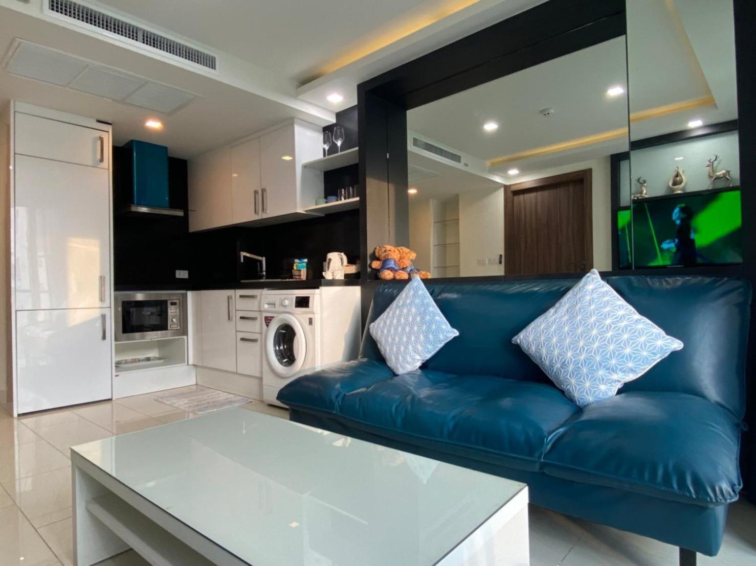 Grand Avenue Suites X Monthstayz Thailand Pattaya Luaran gambar