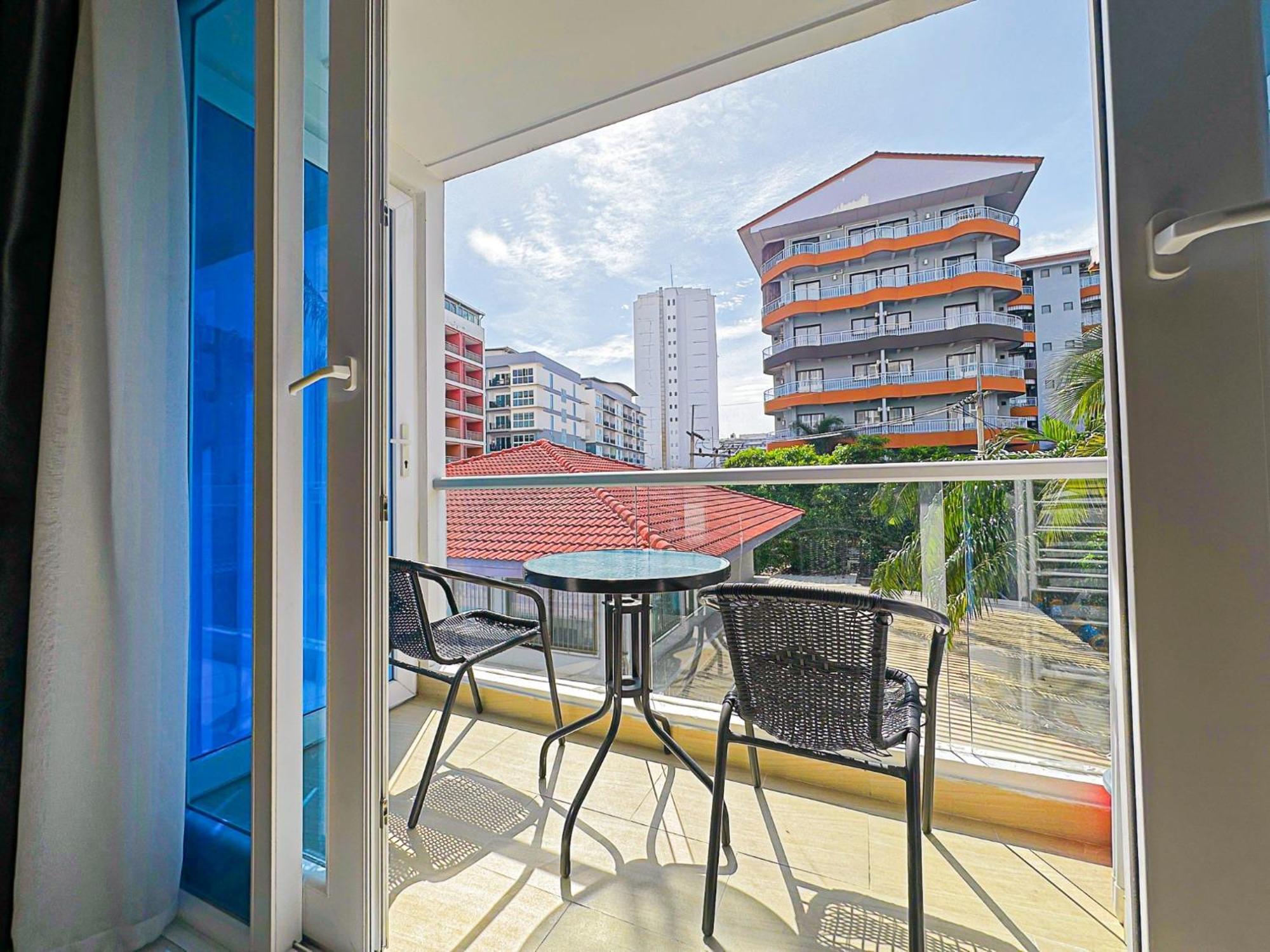 Grand Avenue Suites X Monthstayz Thailand Pattaya Luaran gambar