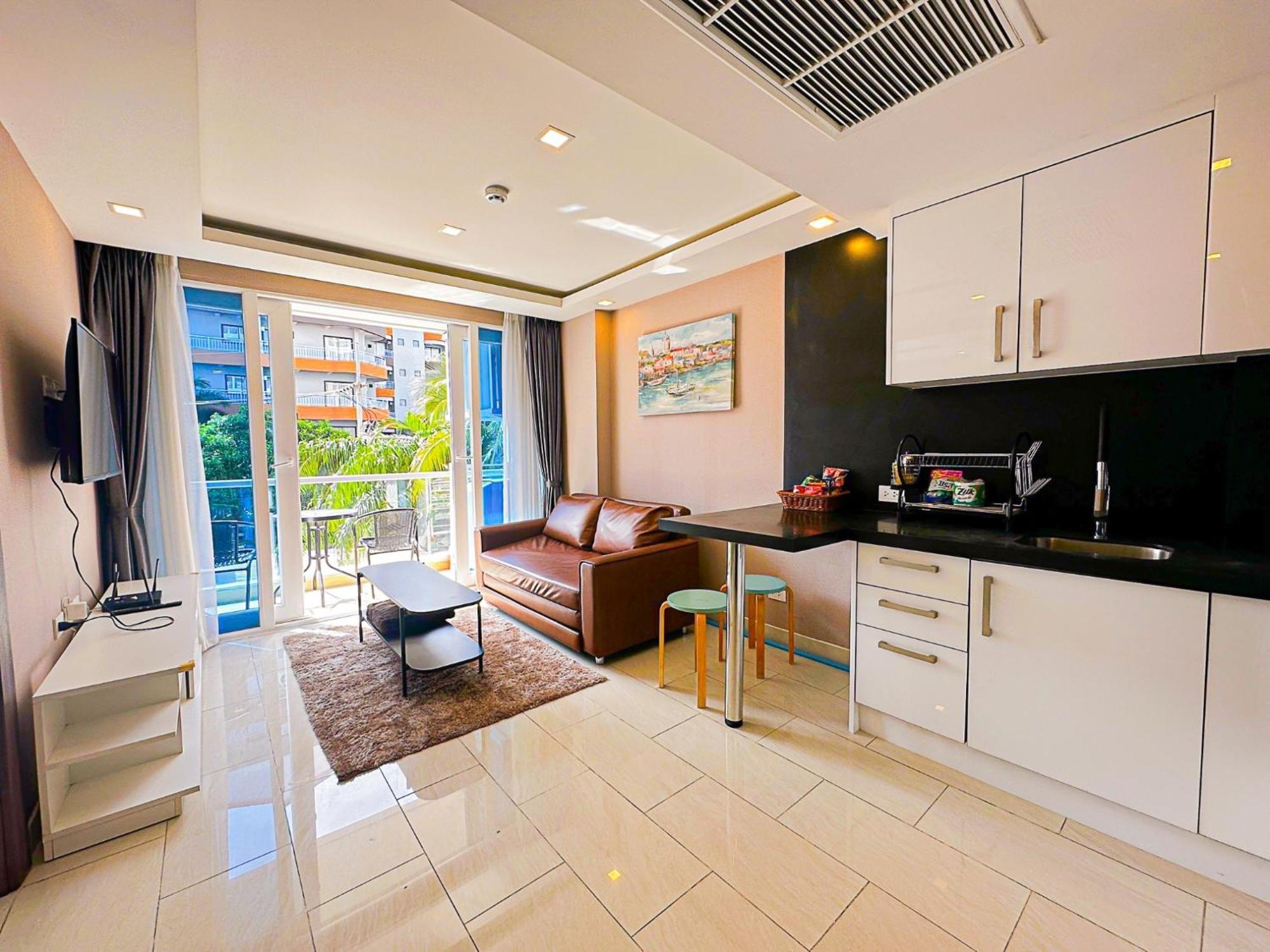 Grand Avenue Suites X Monthstayz Thailand Pattaya Luaran gambar