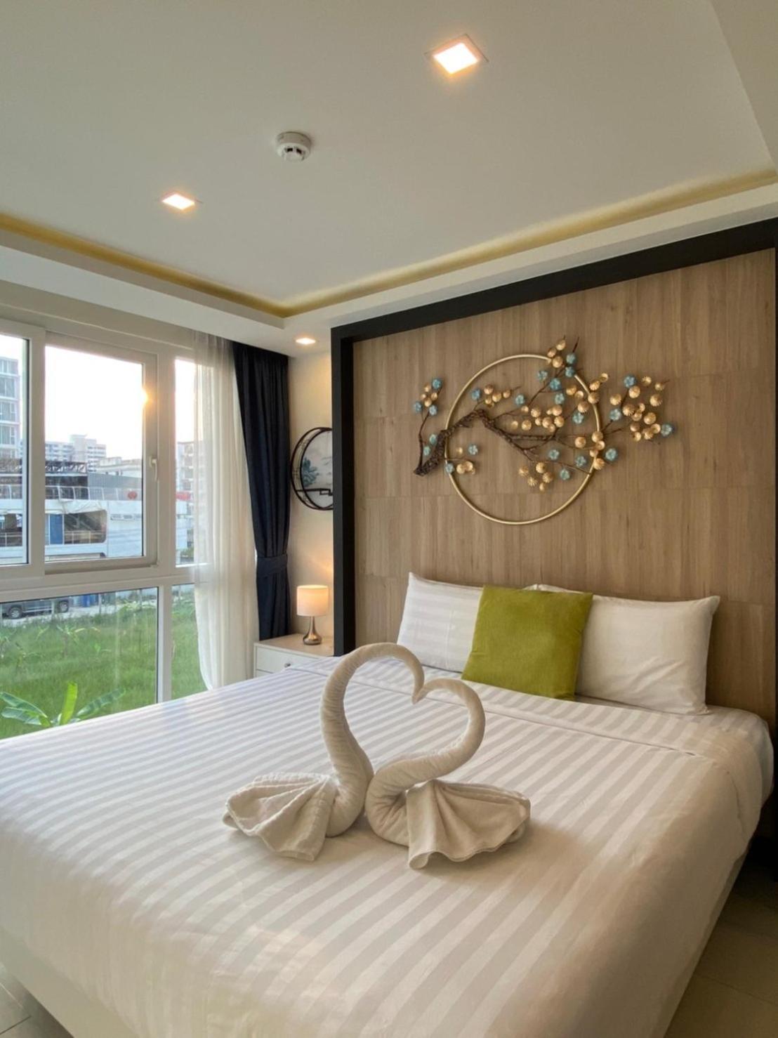Grand Avenue Suites X Monthstayz Thailand Pattaya Luaran gambar