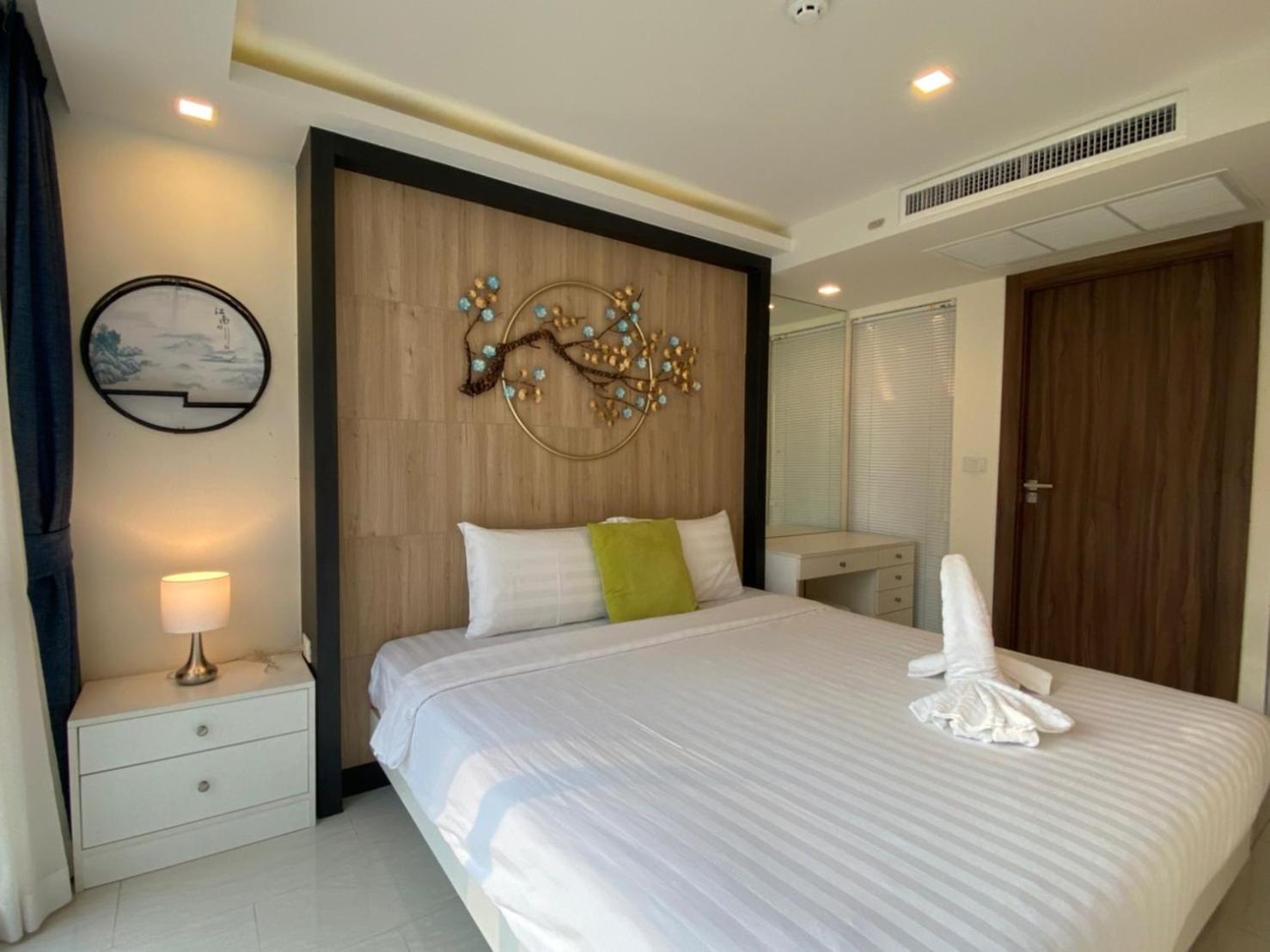 Grand Avenue Suites X Monthstayz Thailand Pattaya Luaran gambar