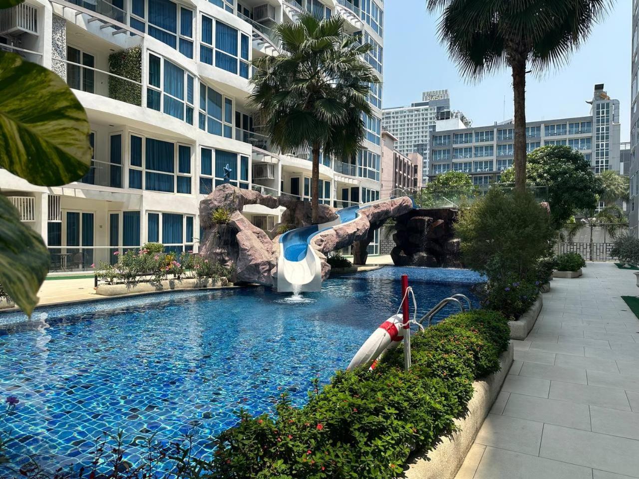 Grand Avenue Suites X Monthstayz Thailand Pattaya Luaran gambar