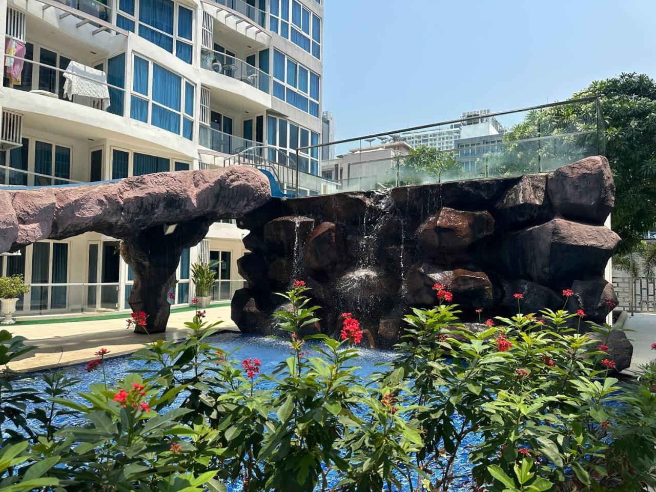 Grand Avenue Suites X Monthstayz Thailand Pattaya Luaran gambar